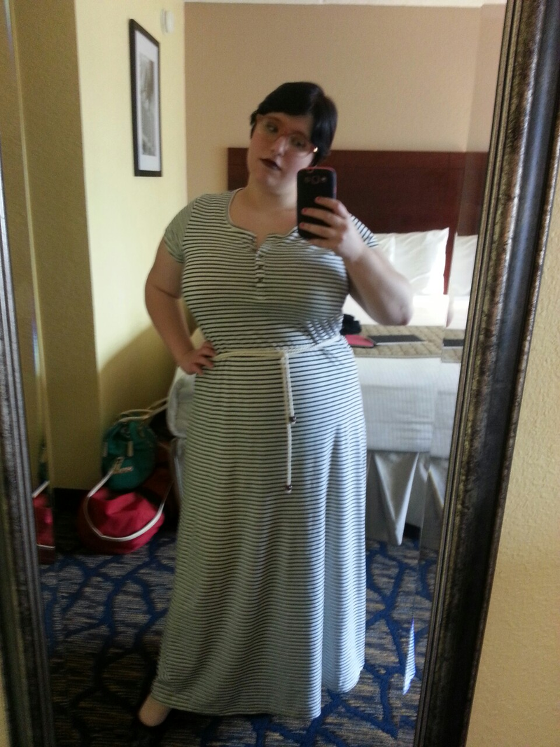 Illustration for article titled My makeup and outfit.....in Tampa!!!